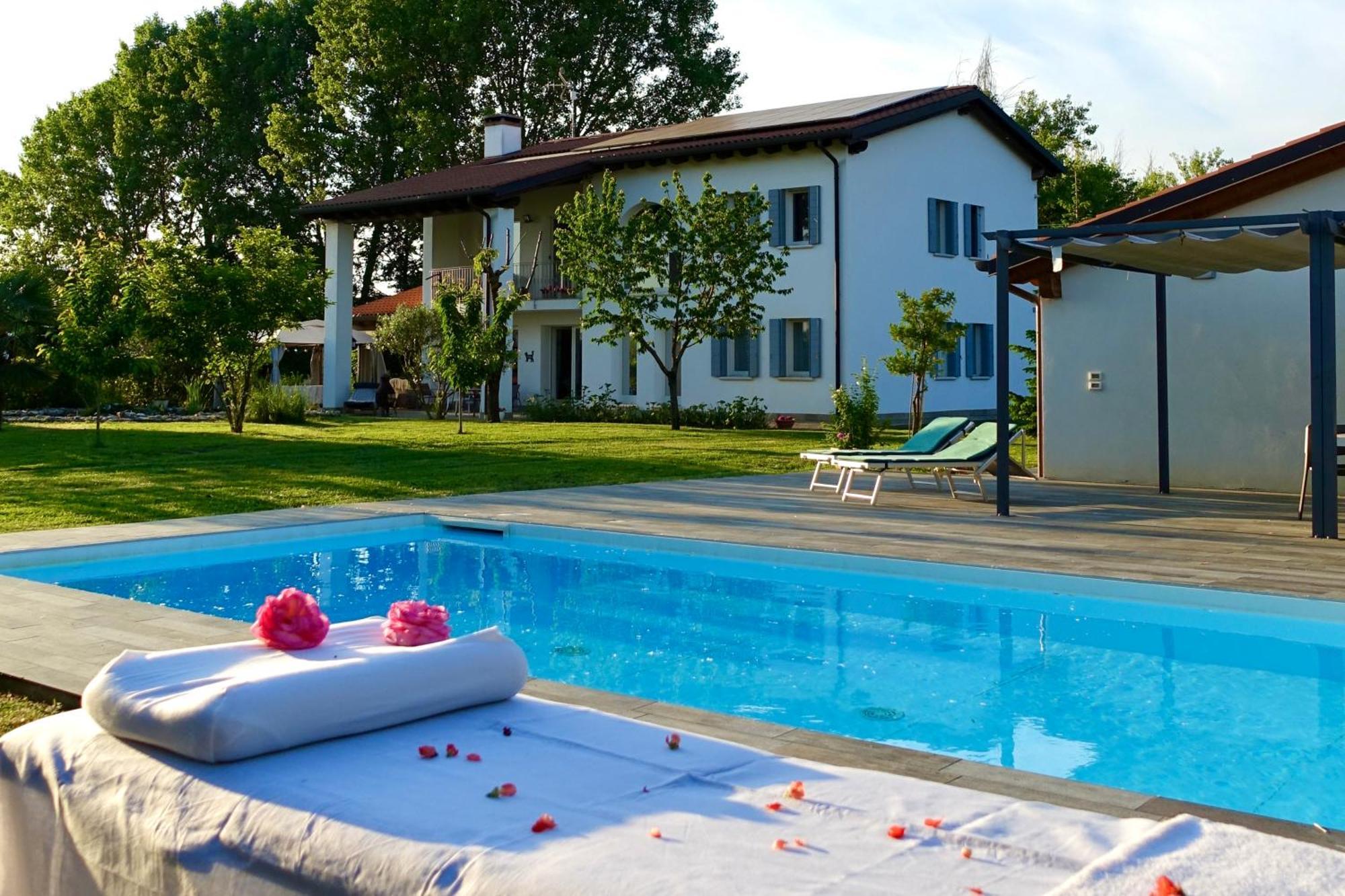 Pool & Garden Villa Lelia Mirano Exterior foto